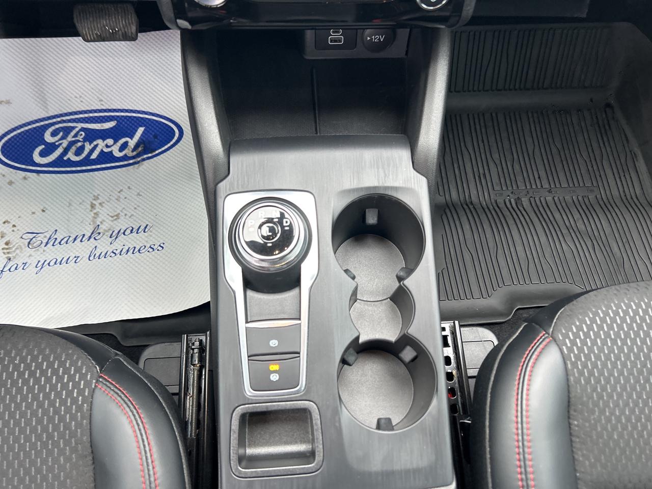 2025 Ford Escape ST LINE AWD 2.5L HYBRID ADAPTIVE CRUISE PANO ROOF Photo