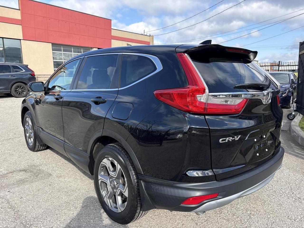 2019 Honda CR-V EX AWD   Sunroof   Heated Seats Photo