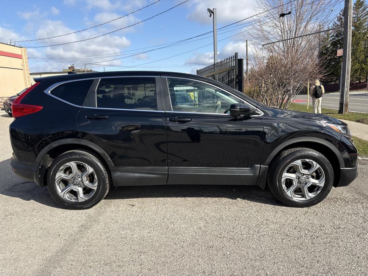 2019 Honda CR-V EX AWD   Sunroof   Heated Seats Photo