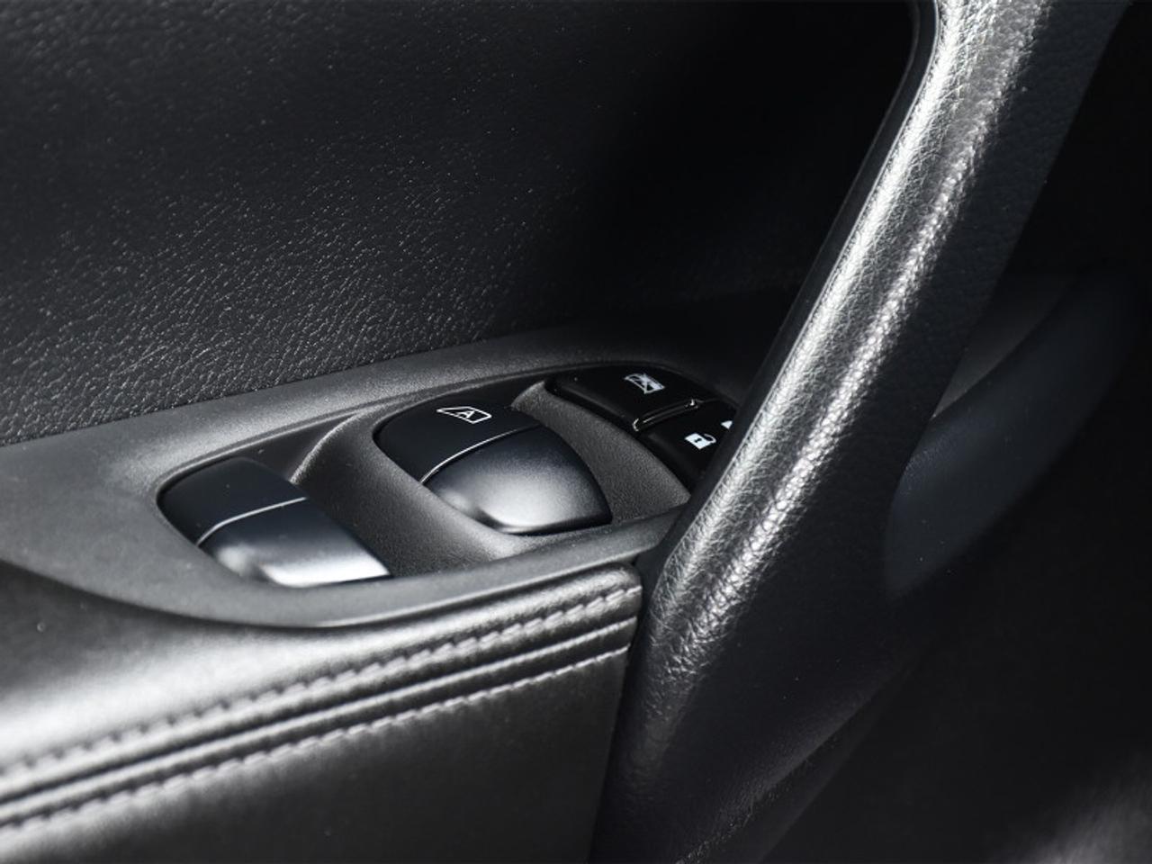 2022 Nissan Qashqai SV   Sunroof   Heated Seats   CarPlay   Android Au Photo