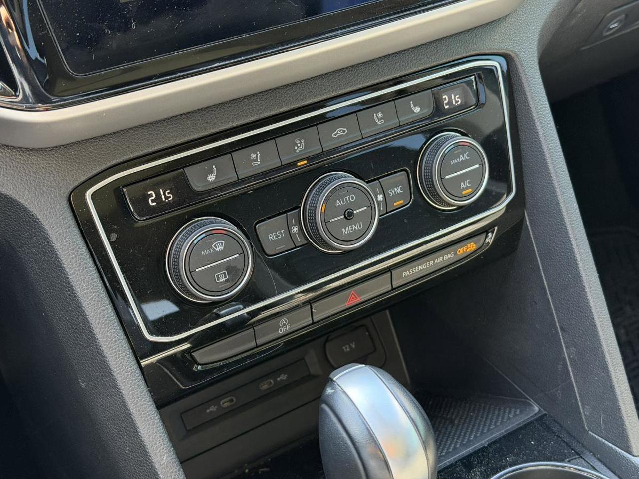 2023 Volkswagen Atlas  Photo