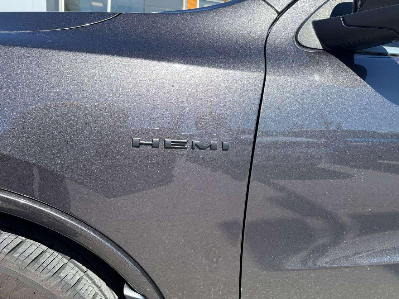 2020 Dodge Durango R/T, 5.7L HEMI VVT V8 W/FUELSAVER MDS, AWD, ALLOYS, LEATHER INTERIOR, CERTIFIED AS-TRADED! Photo