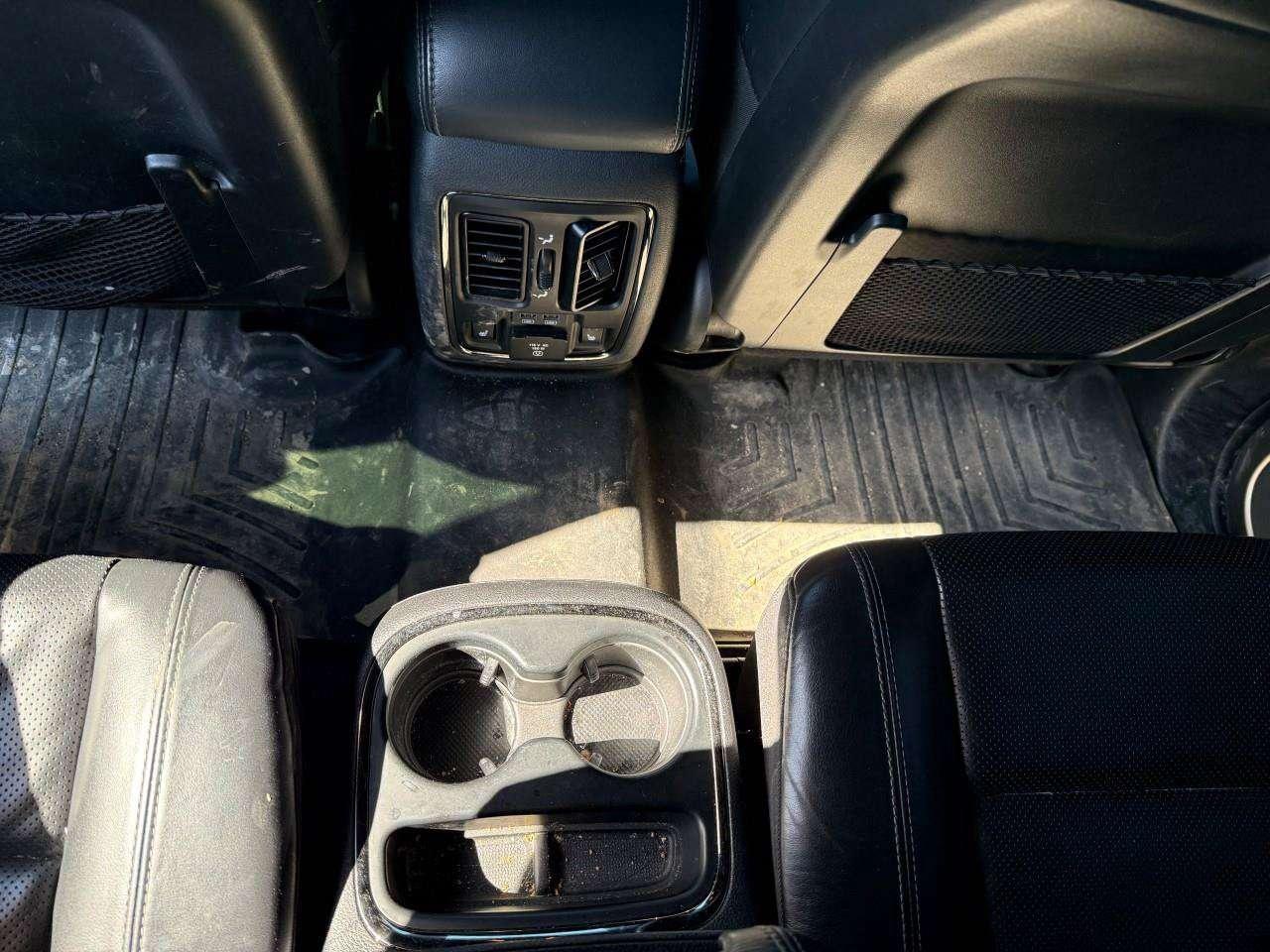 2020 Dodge Durango R/T, 5.7L HEMI VVT V8 W/FUELSAVER MDS, AWD, ALLOYS, LEATHER INTERIOR, CERTIFIED AS-TRADED! Photo