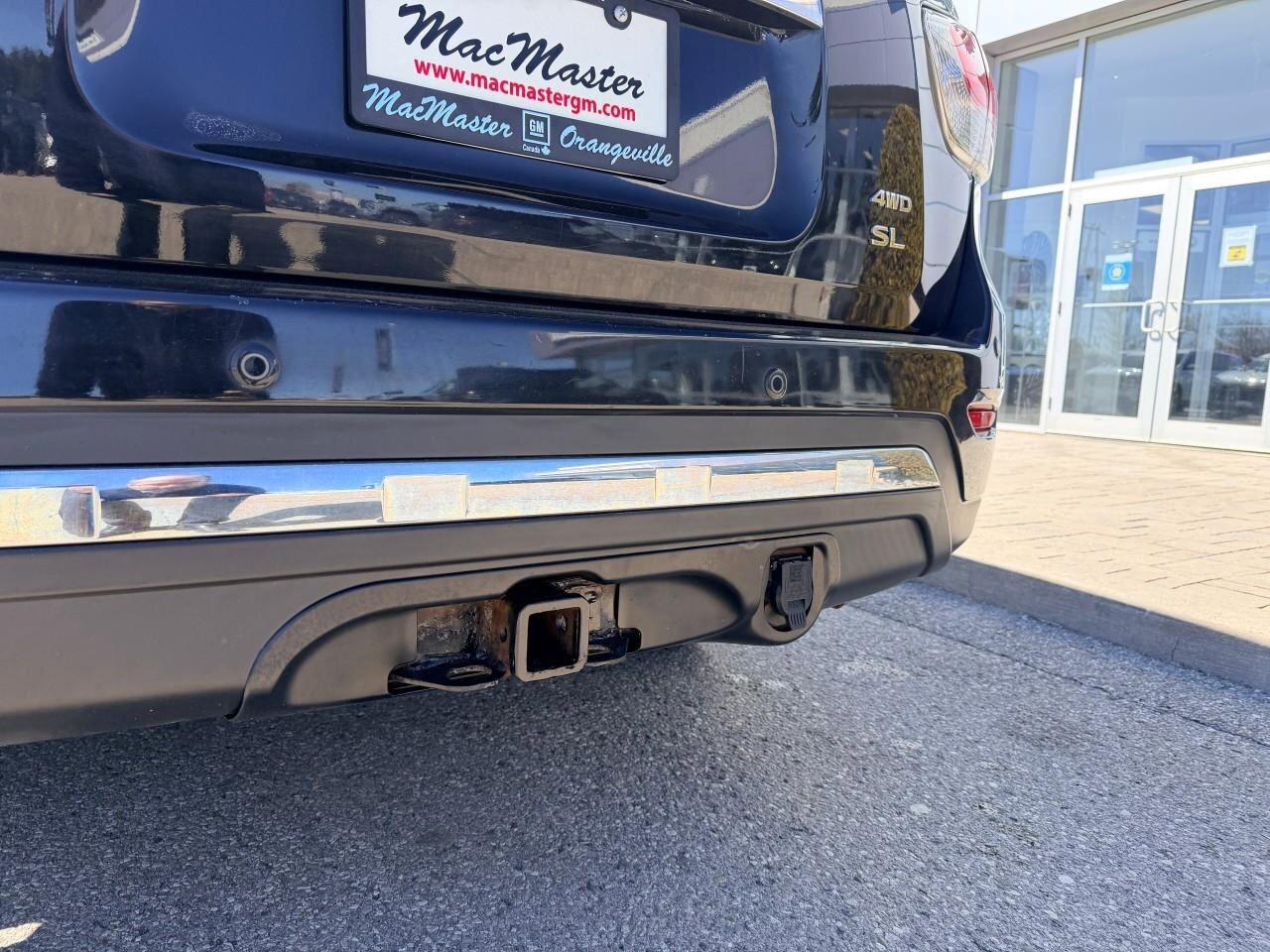 2015 Nissan Pathfinder SLSL, 3.5L V6, ALLOYS, LEATHER, 7-PASS, 1-OWNER, C Photo