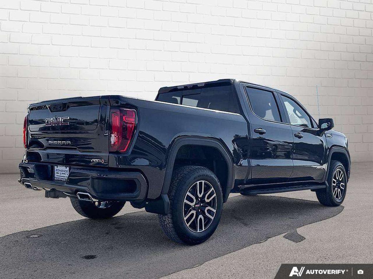 2024 GMC Sierra 1500 Trailer Brake Controller   Heated Seats   Remote Start Photo