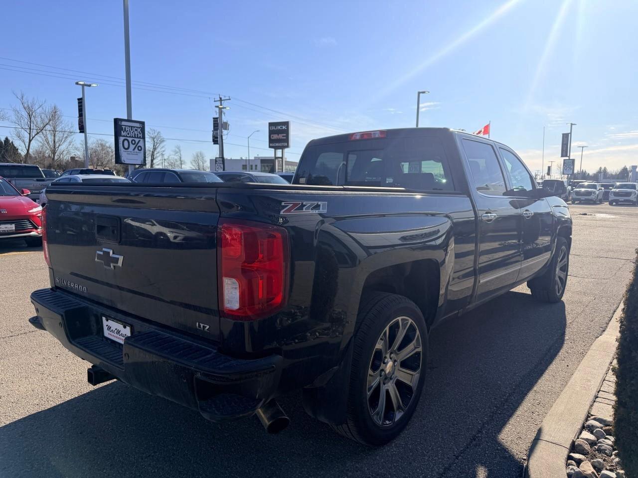 2017 Chevrolet Silverado 1500 LTZLTZ, 5.3L V8, Z71, 4X4, ALLOYS, LEATHER, 1-OWNE Photo