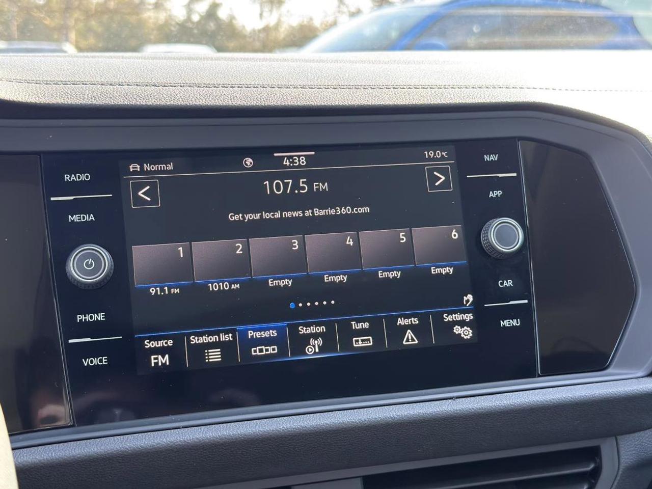 2024 Volkswagen Jetta  Photo