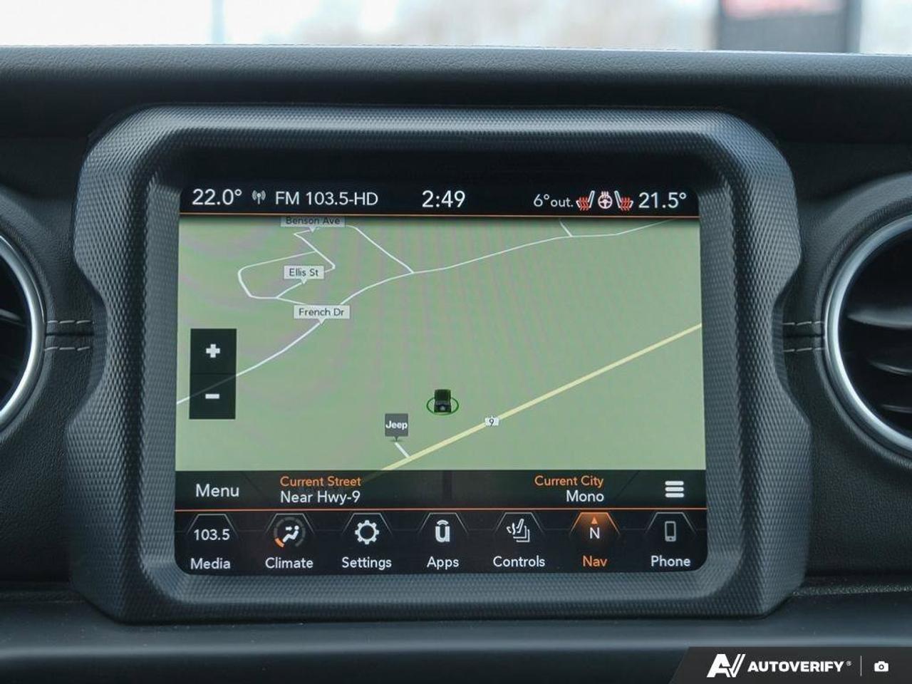2020 Jeep WRANGLER UNLIMITED SaharaSAHARA, 3.6L V6, 4X4, ALLOYS, LEATHER, CERTI Photo
