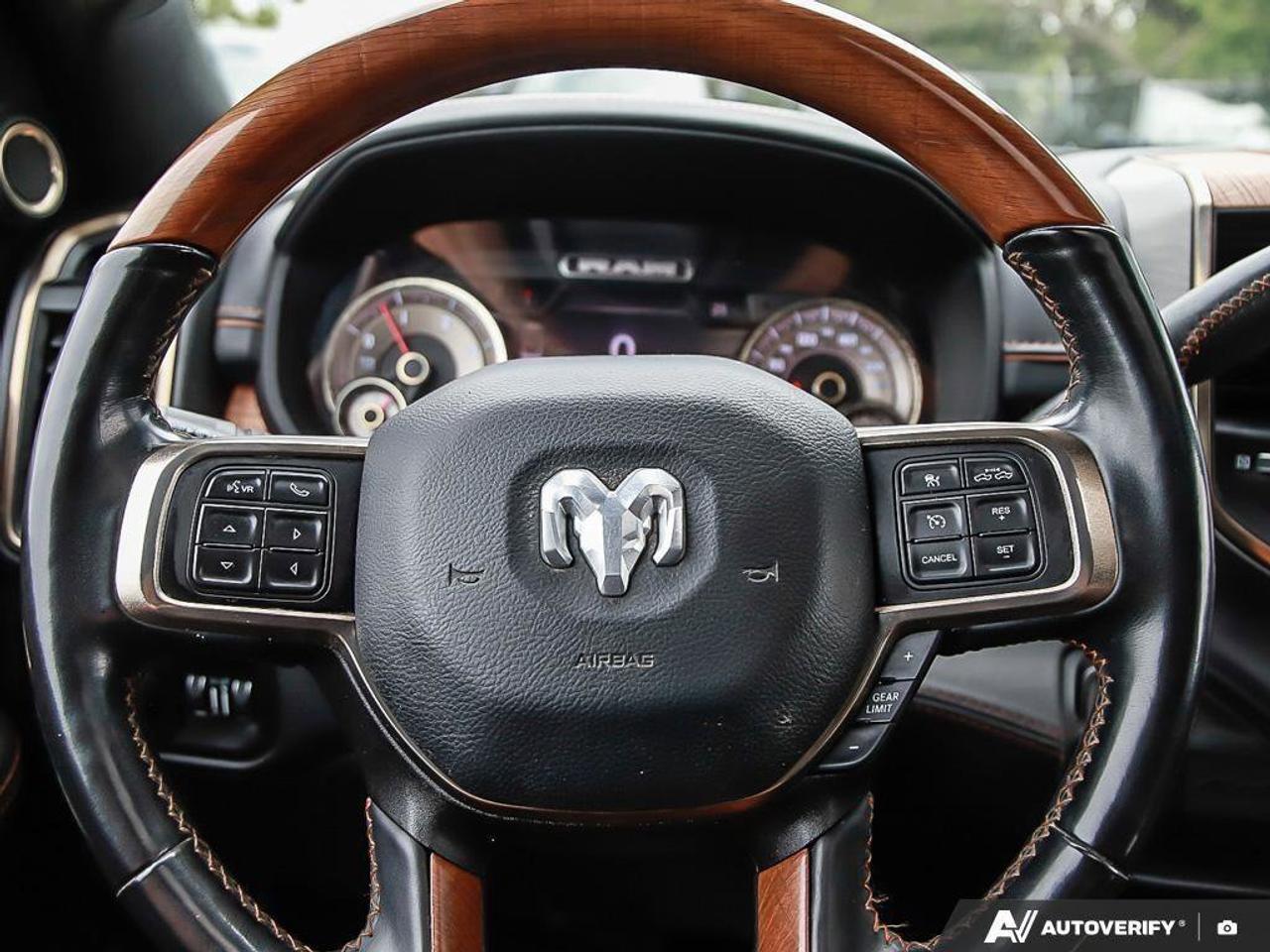 2022 RAM 2500 LonghornLONGHORN, 6.7L V8, 4X4, ALLOYS, LEATHER, 1 Photo