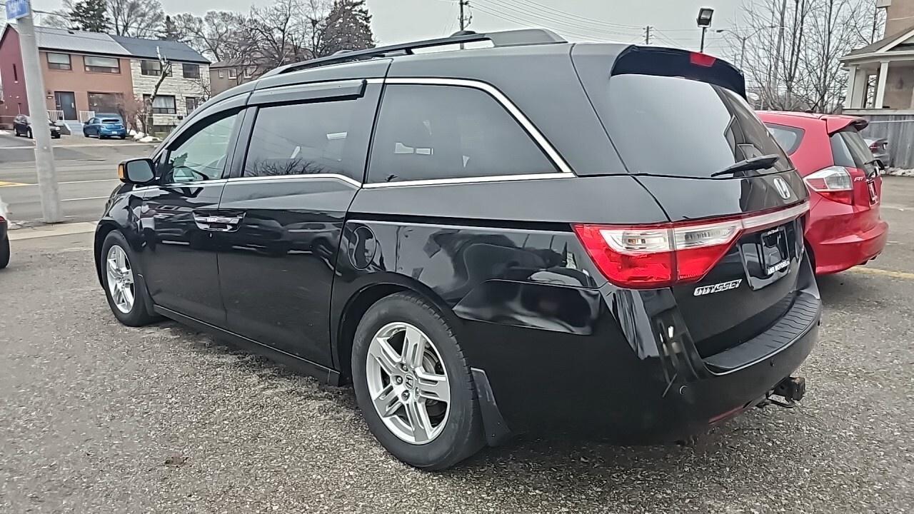 2012 Honda Odyssey 4dr Wgn Touring w/RES/DVD/Loaded/Navegation/Leathe Photo