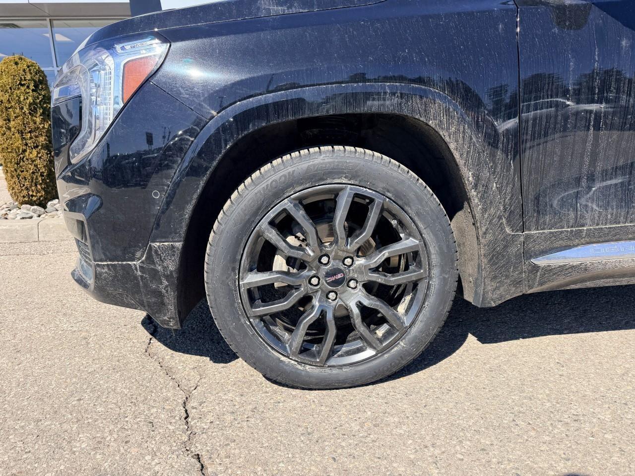 2023 GMC Terrain Awd 4dr Denali Photo