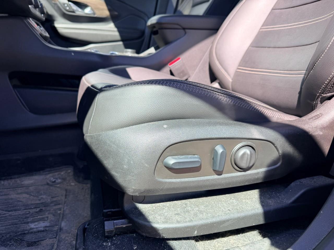 2023 GMC Terrain Awd 4dr Denali Photo