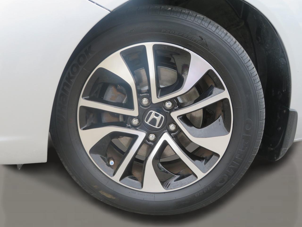 2015 Honda Civic 4dr Auto EX Photo