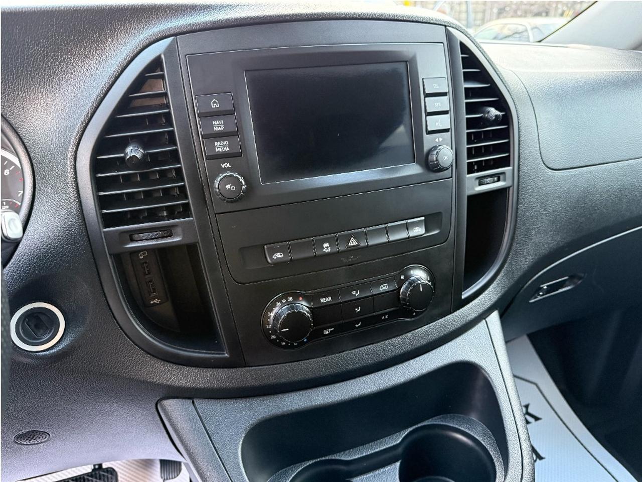 2023 Mercedes-Benz Metris Passenger Van 8 Passenger Warranty Certified B.Cam Only26,841KM Photo