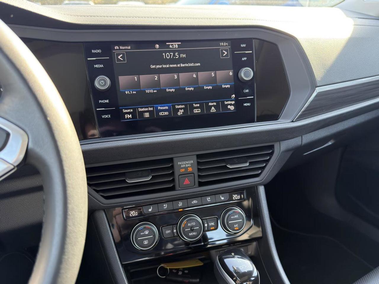 2024 Volkswagen Jetta Highline auto Photo