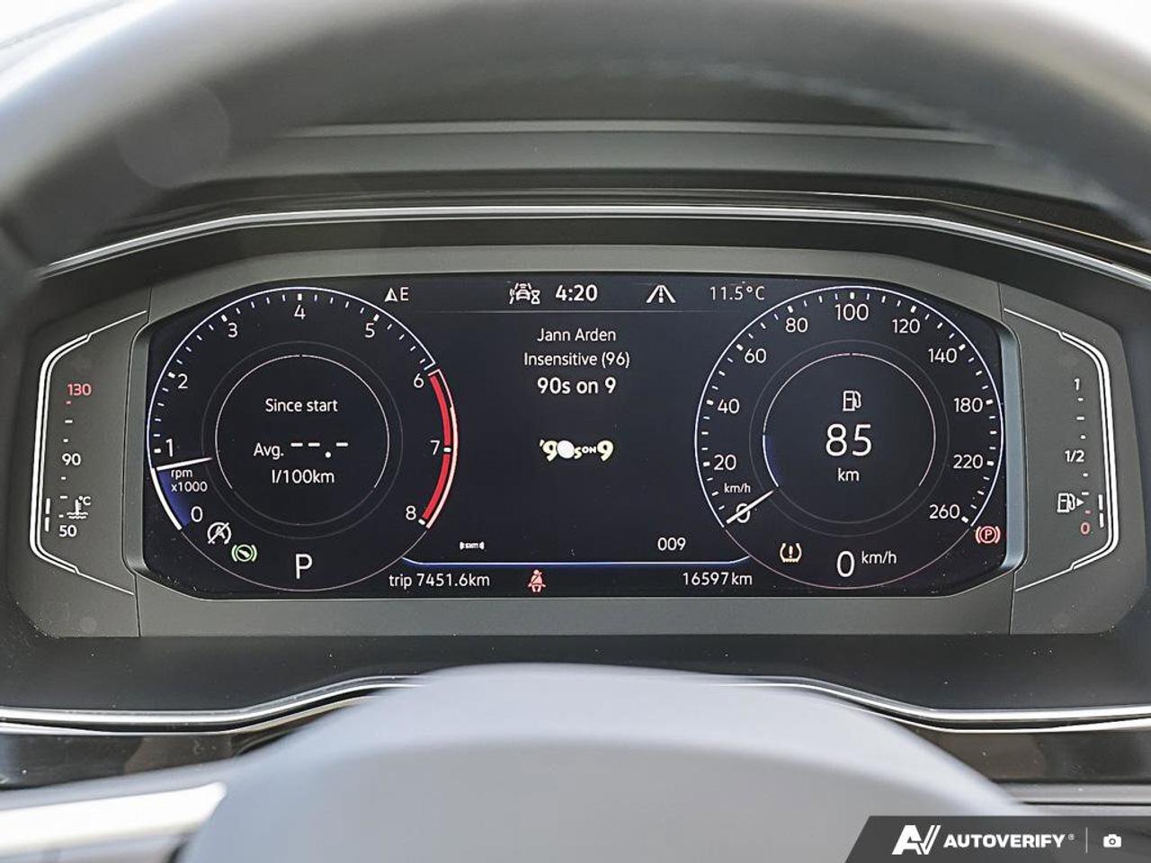 2024 Volkswagen Jetta Highline auto Photo