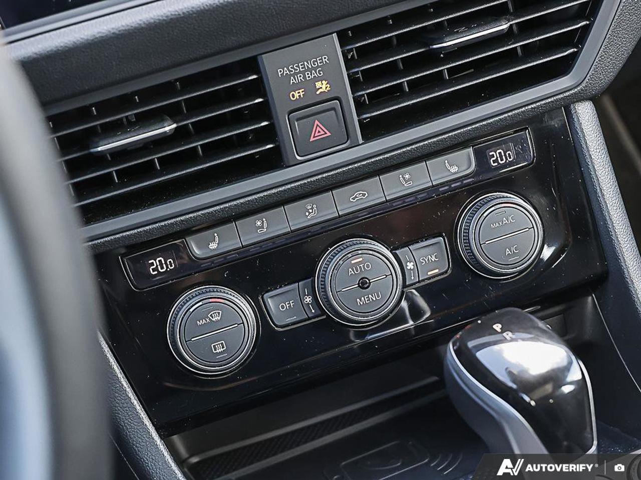 2024 Volkswagen Jetta Highline auto Photo