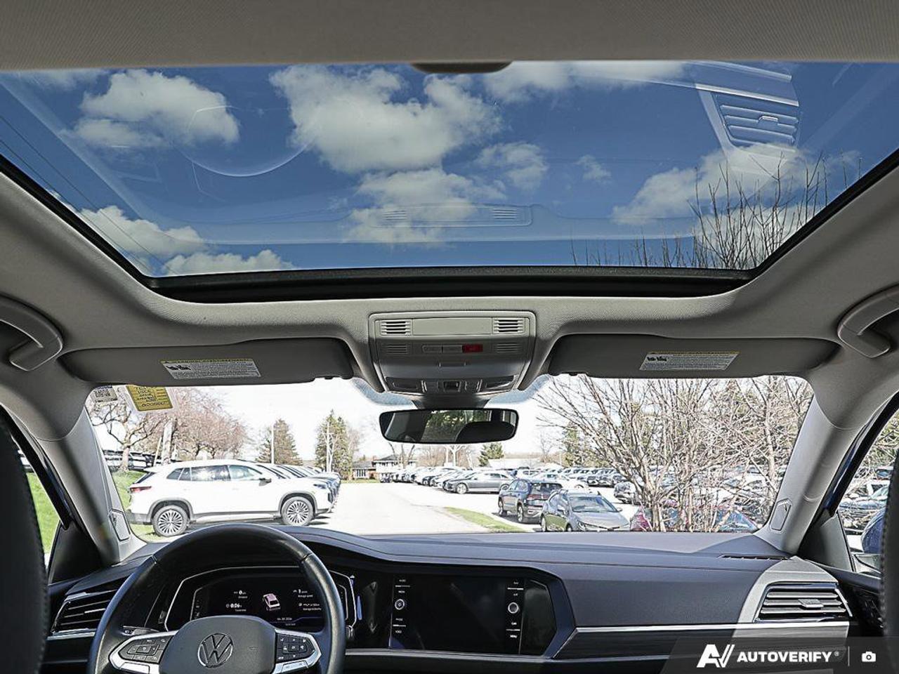 2024 Volkswagen Jetta Highline auto Photo