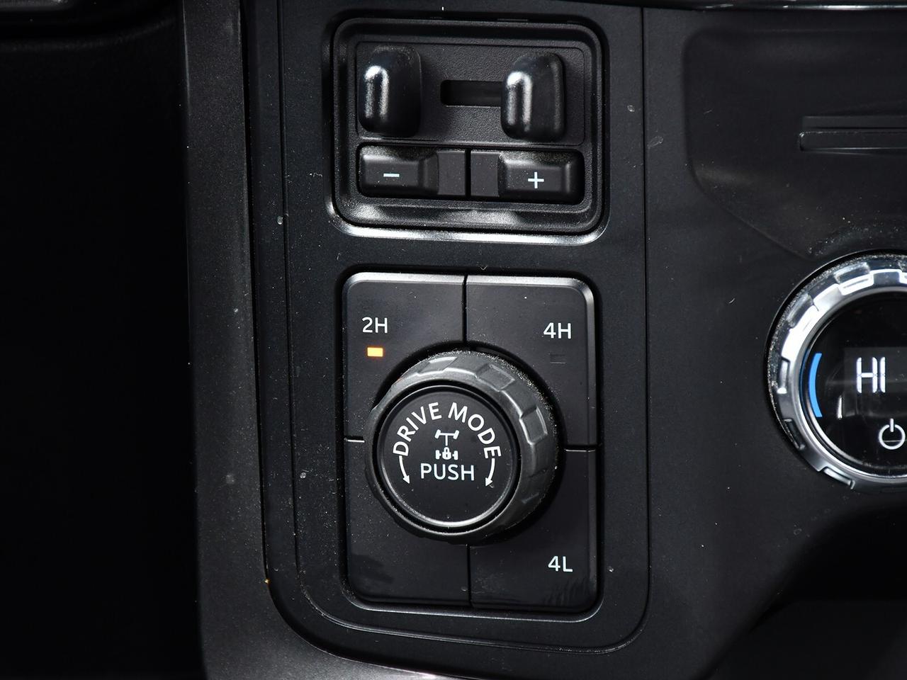 2021 Ford F-150 5.0L   4x4   Great Value Photo