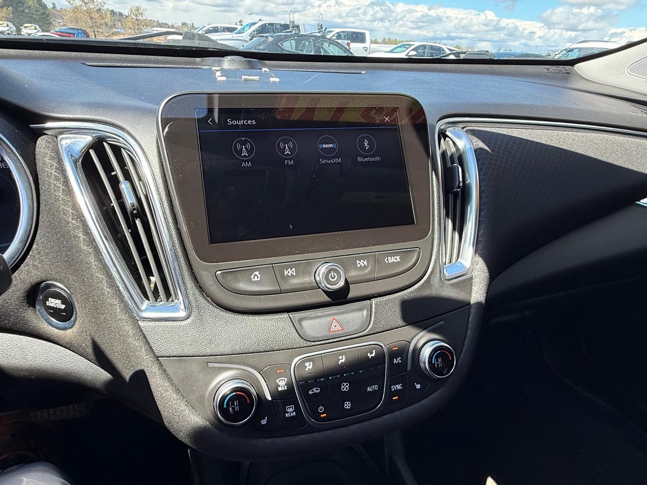 2019 Chevrolet Malibu LT 4dr SEDAN Photo