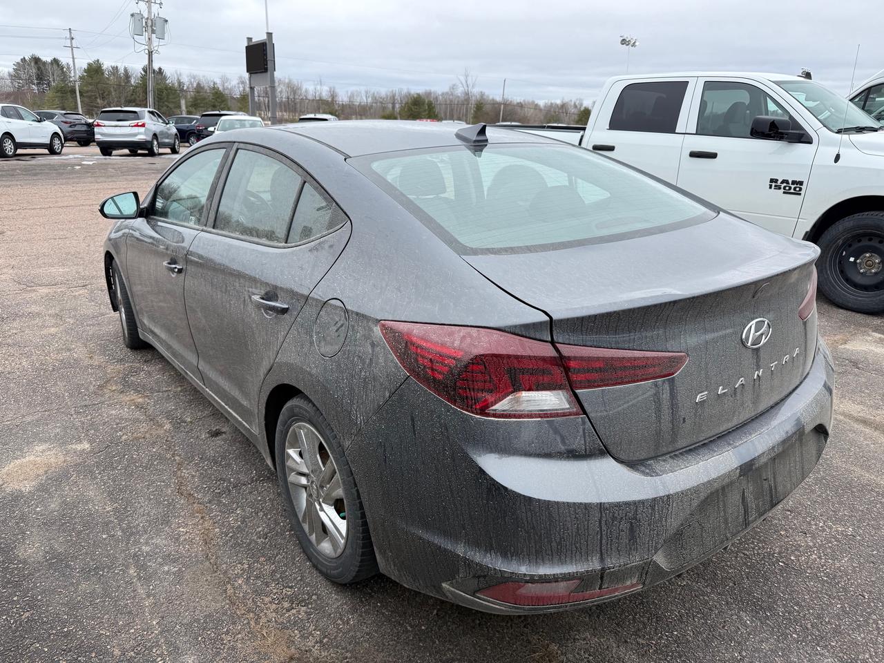 2020 Hyundai Elantra Preferred w/Sun & Safety Package 4dr Sedan Photo