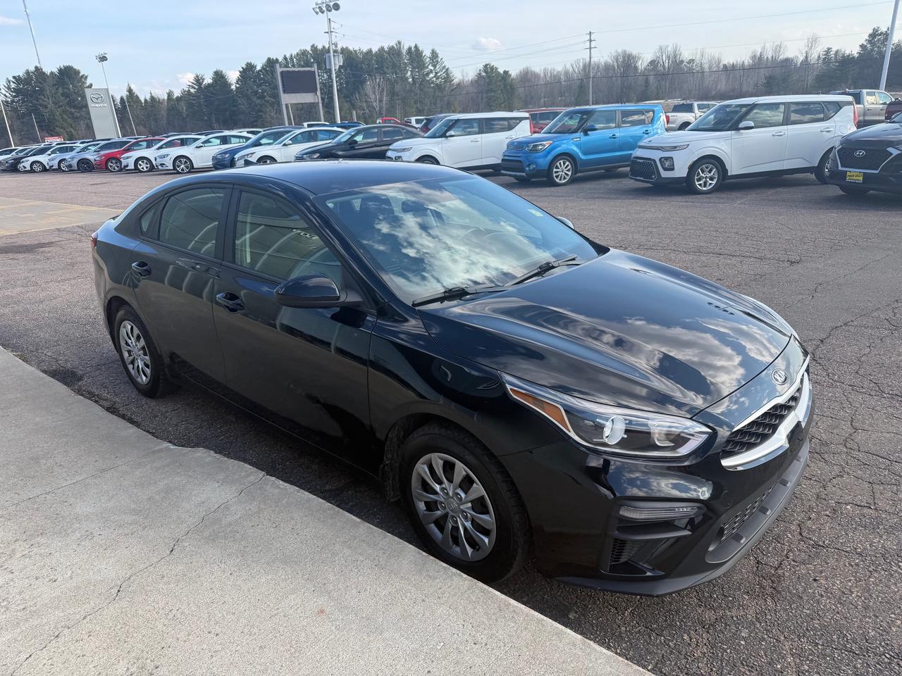 2021 Kia Forte LX 4dr Sedan Photo