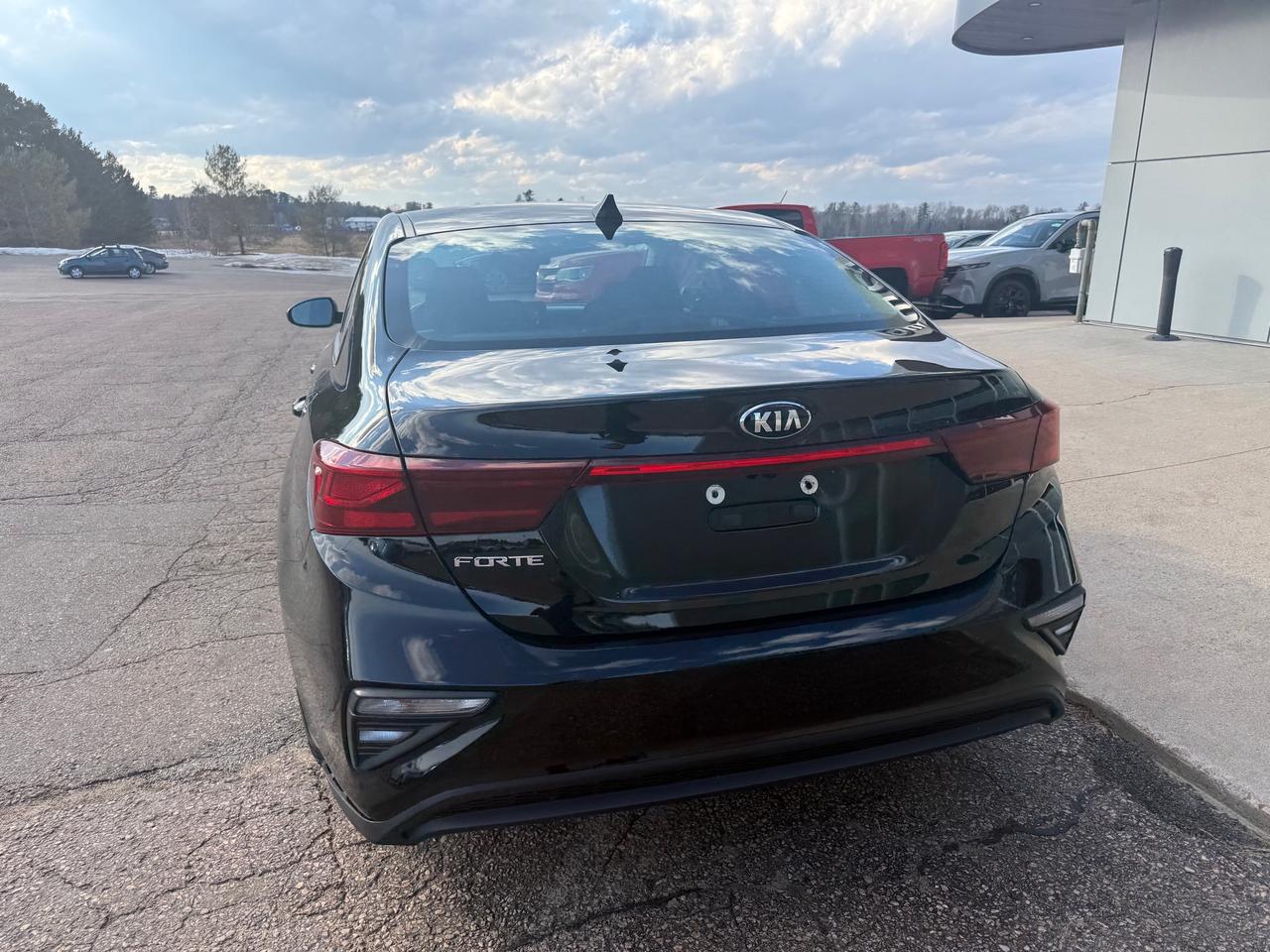 2021 Kia Forte LX 4dr Sedan Photo