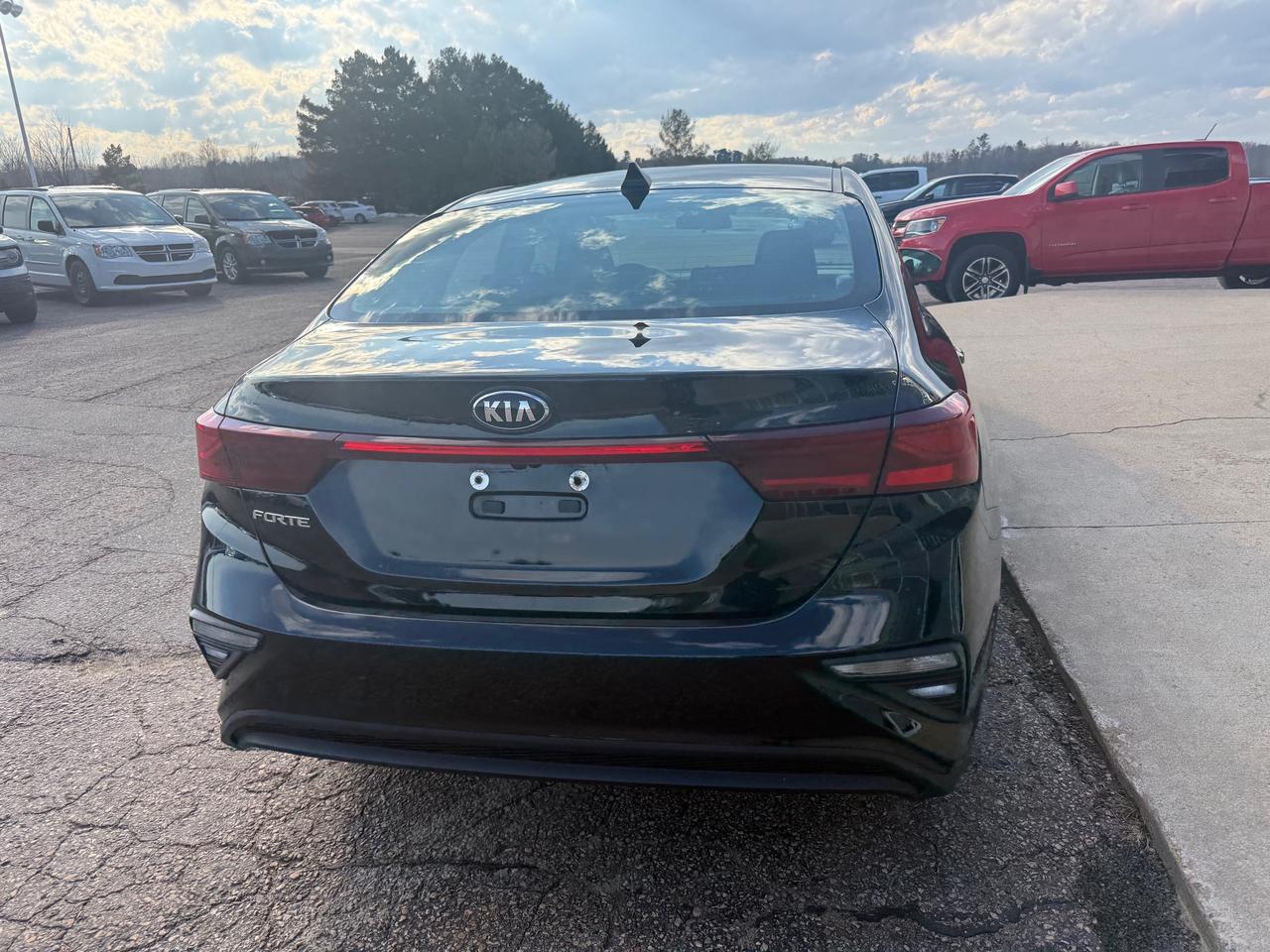 2021 Kia Forte LX 4dr Sedan Photo