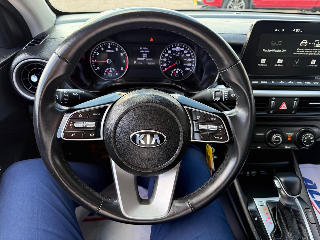 2021 Kia Forte LX 4dr Sedan Photo