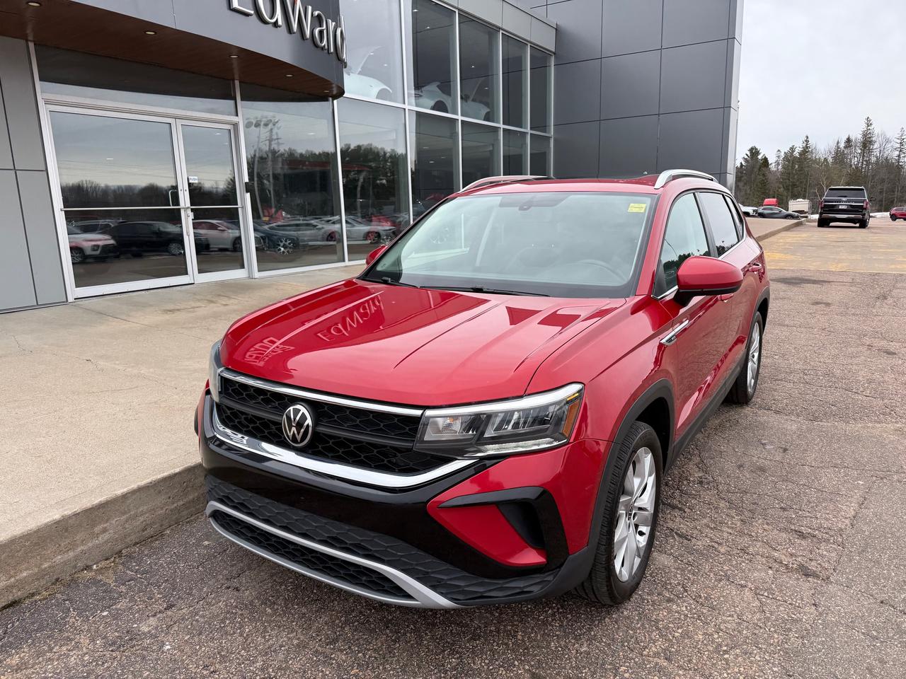 2022 Volkswagen Taos Comfortline 4dr All-Wheel Drive 4MOTION Photo3