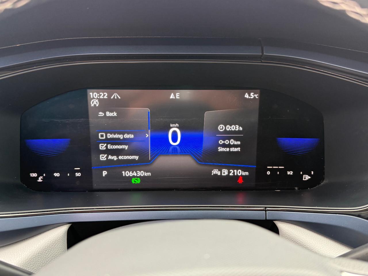 2022 Volkswagen Taos Comfortline 4dr All-Wheel Drive 4MOTION Photo