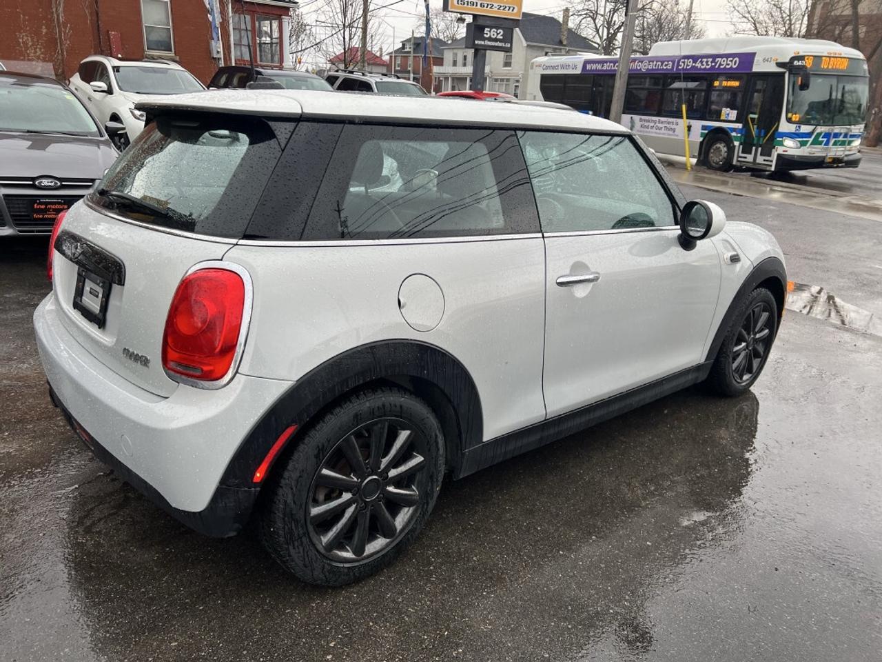 2016 MINI Cooper Hardtop 3dr Hatchback Photo