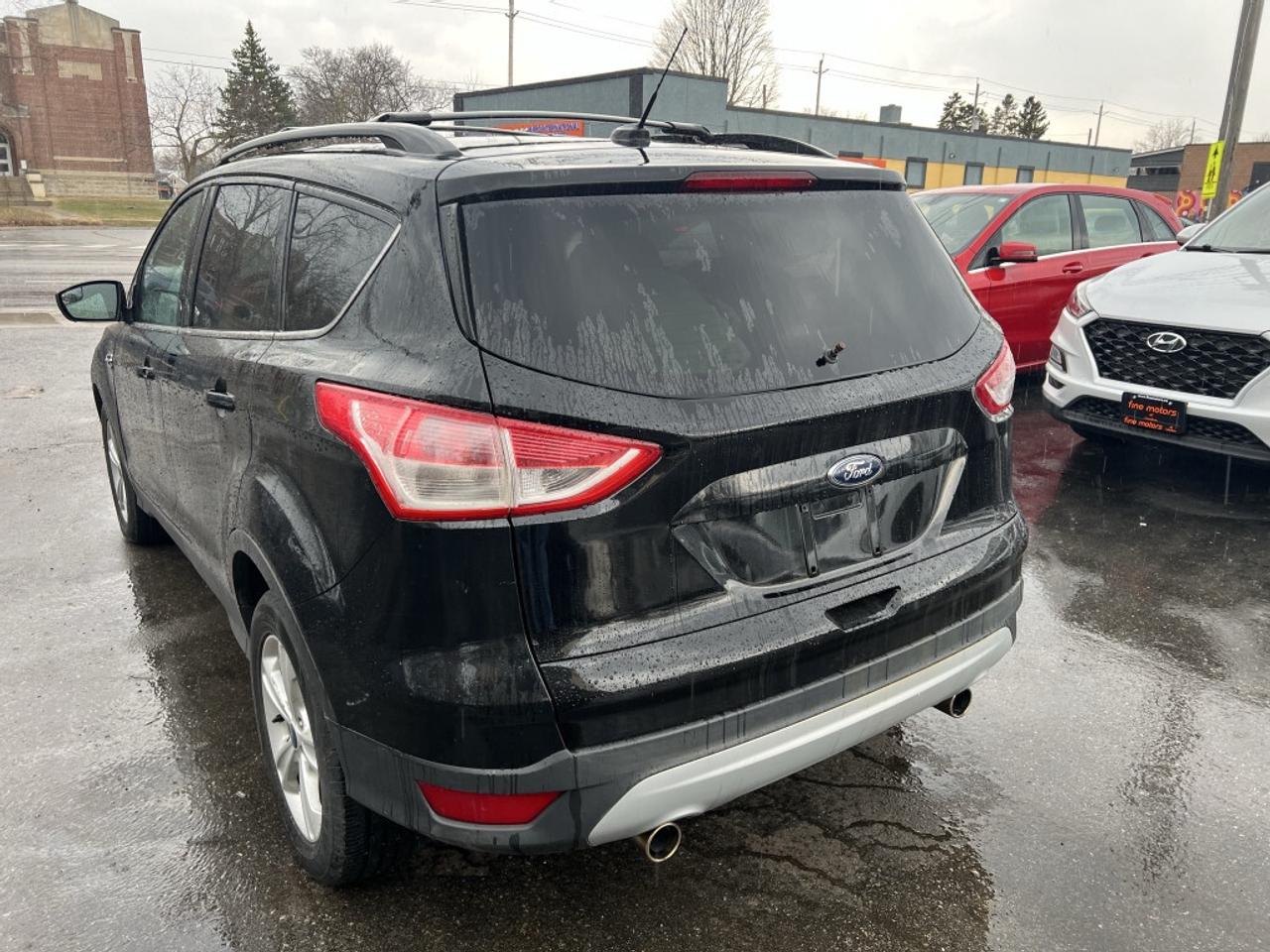2013 Ford Escape SE 4dr Front-wheel Drive Automatic Photo