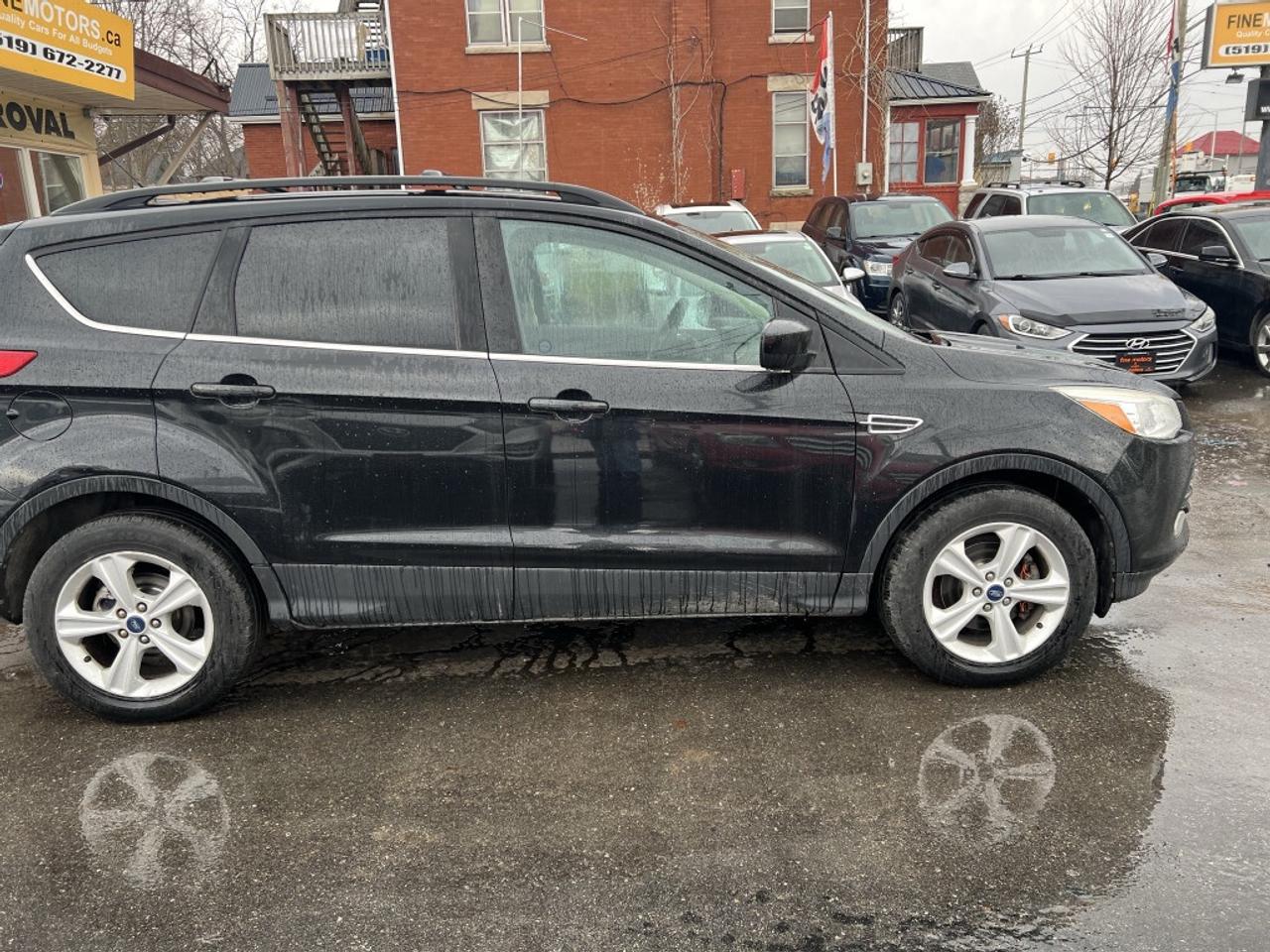 2013 Ford Escape SE 4dr Front-wheel Drive Automatic Photo