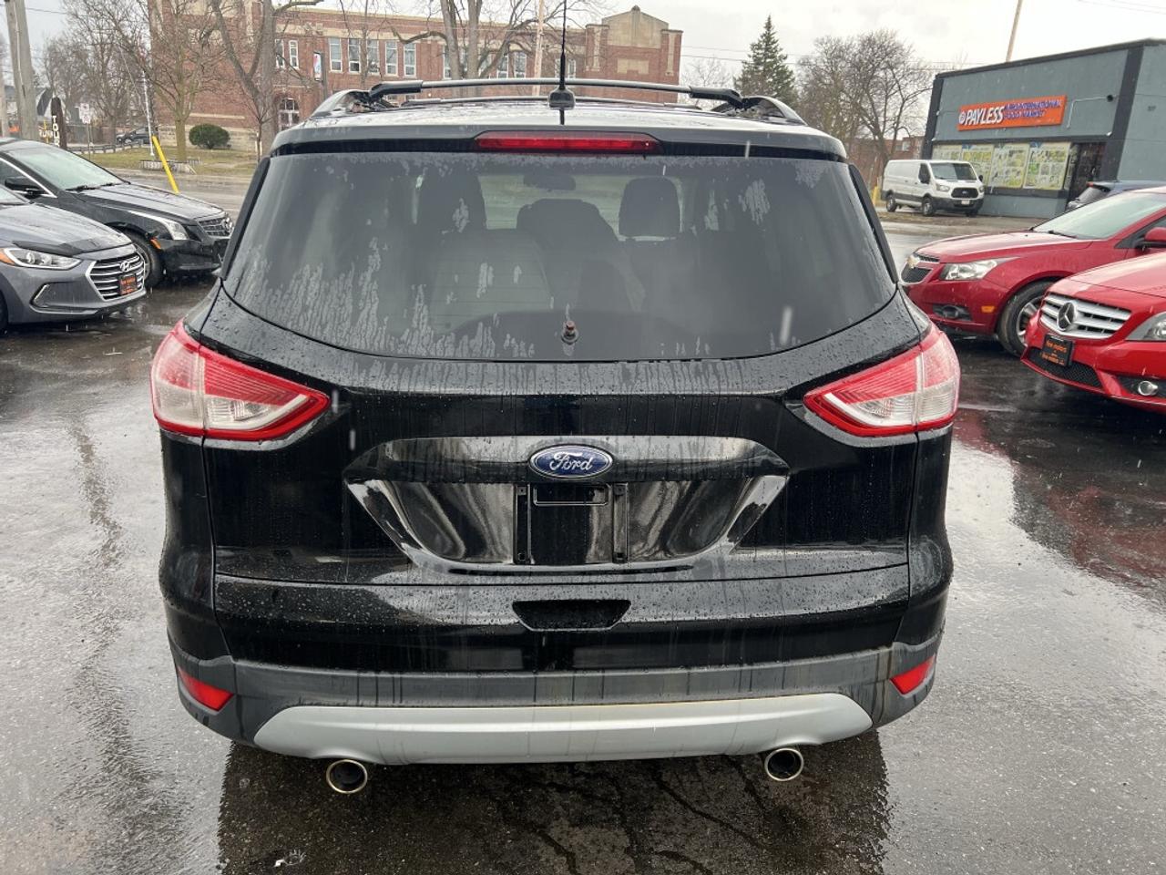 2013 Ford Escape SE 4dr Front-wheel Drive Automatic Photo