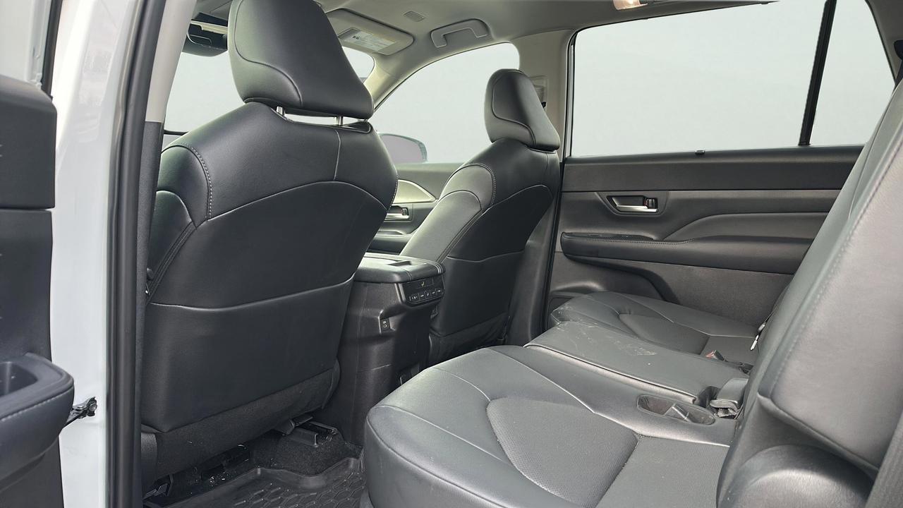 2025 Toyota Grand Highlander  Photo
