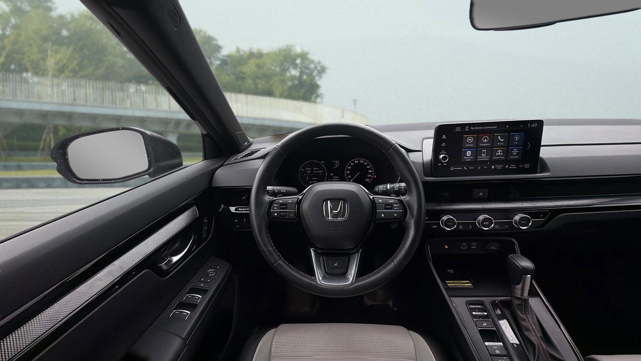 2024 Honda CR-V Hybrid Touring AWD Photo