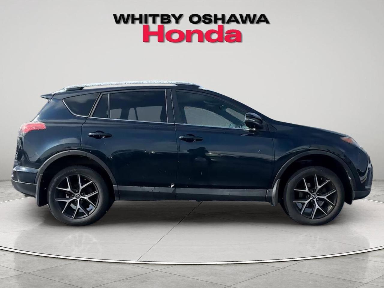 2018 Toyota RAV4 AWD SE Photo