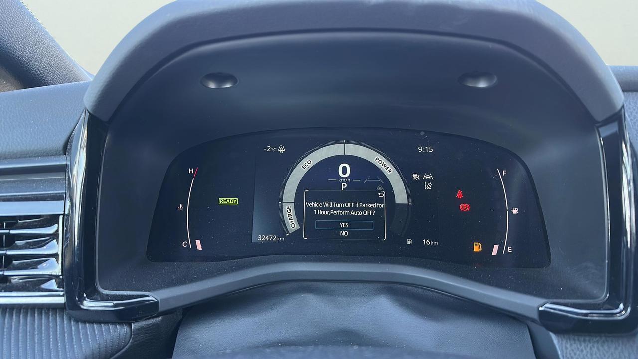 2025 Toyota Camry SE CVT Photo
