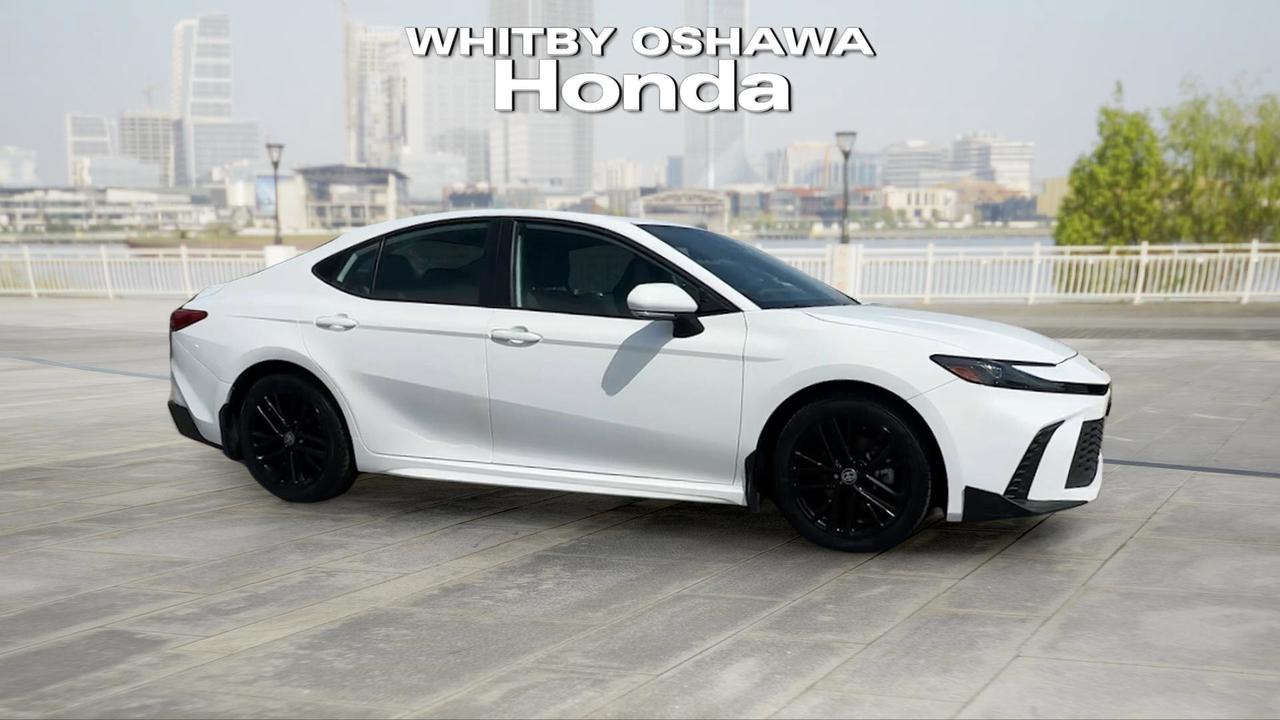 2025 Toyota Camry SE CVT Photo