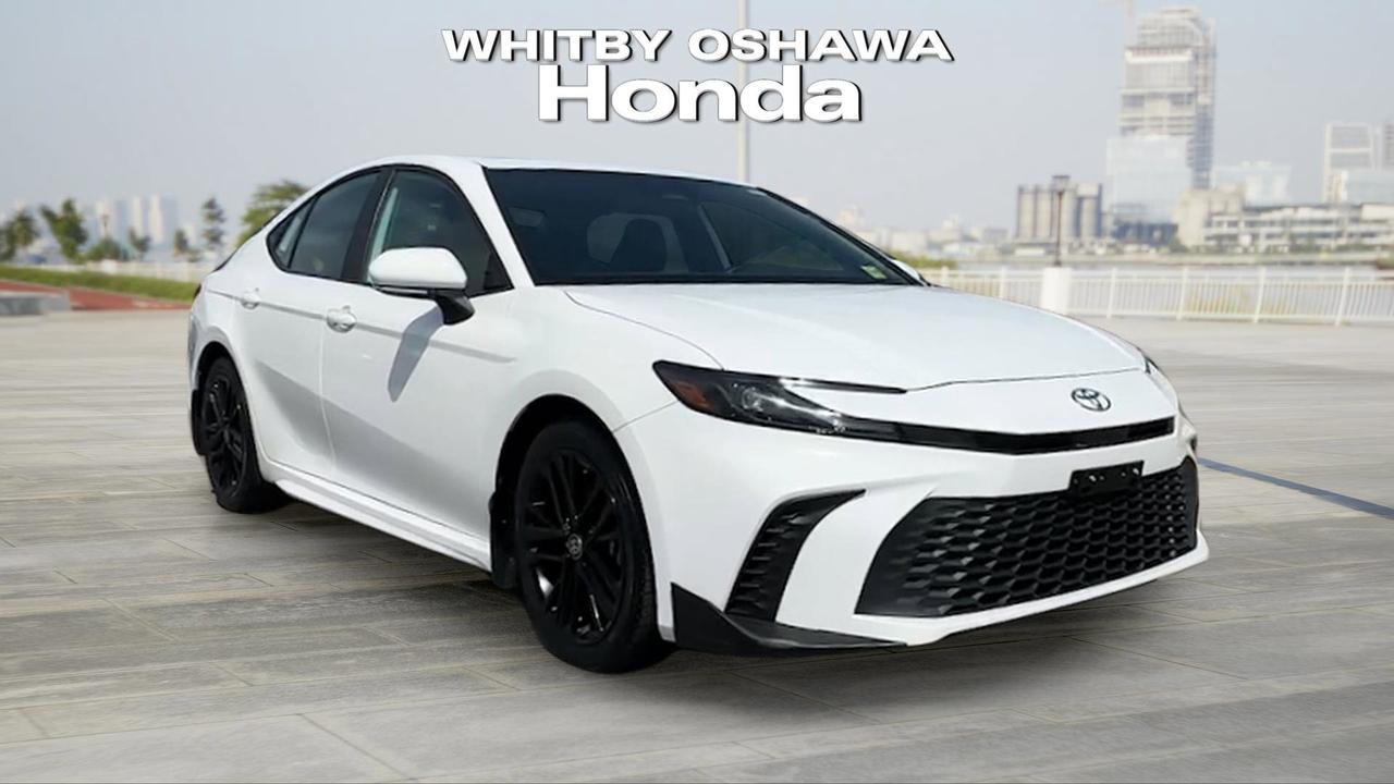 2025 Toyota Camry SE CVT Photo