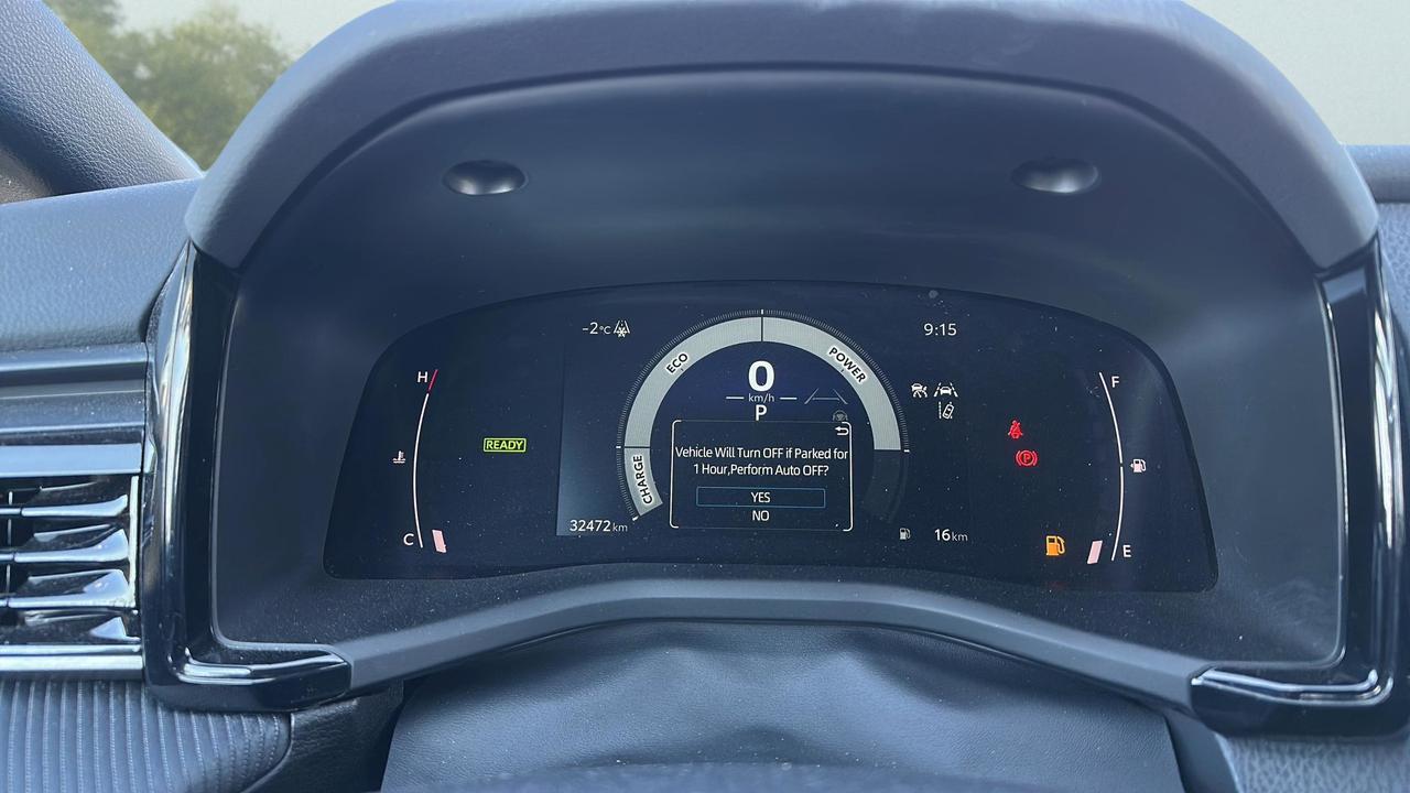 2025 Toyota Camry SE CVT Photo