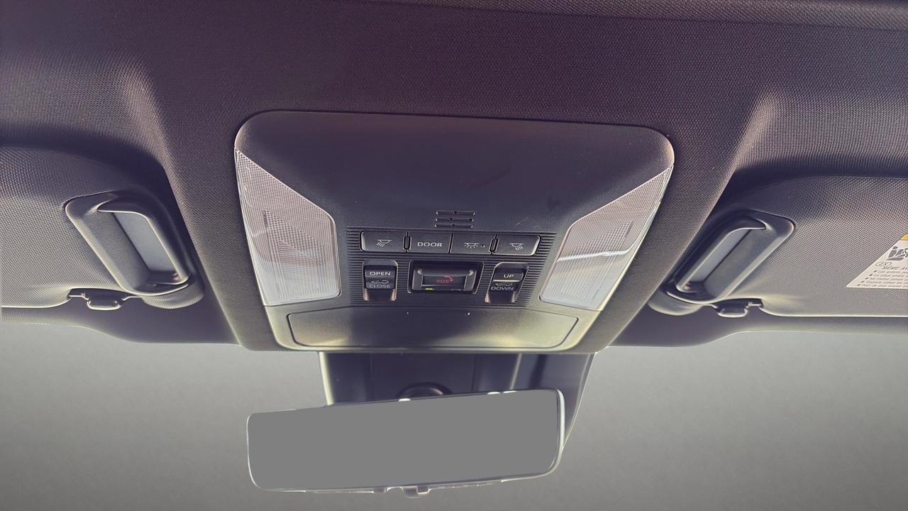 2025 Toyota RAV4 Plug-In Hybrid  Photo