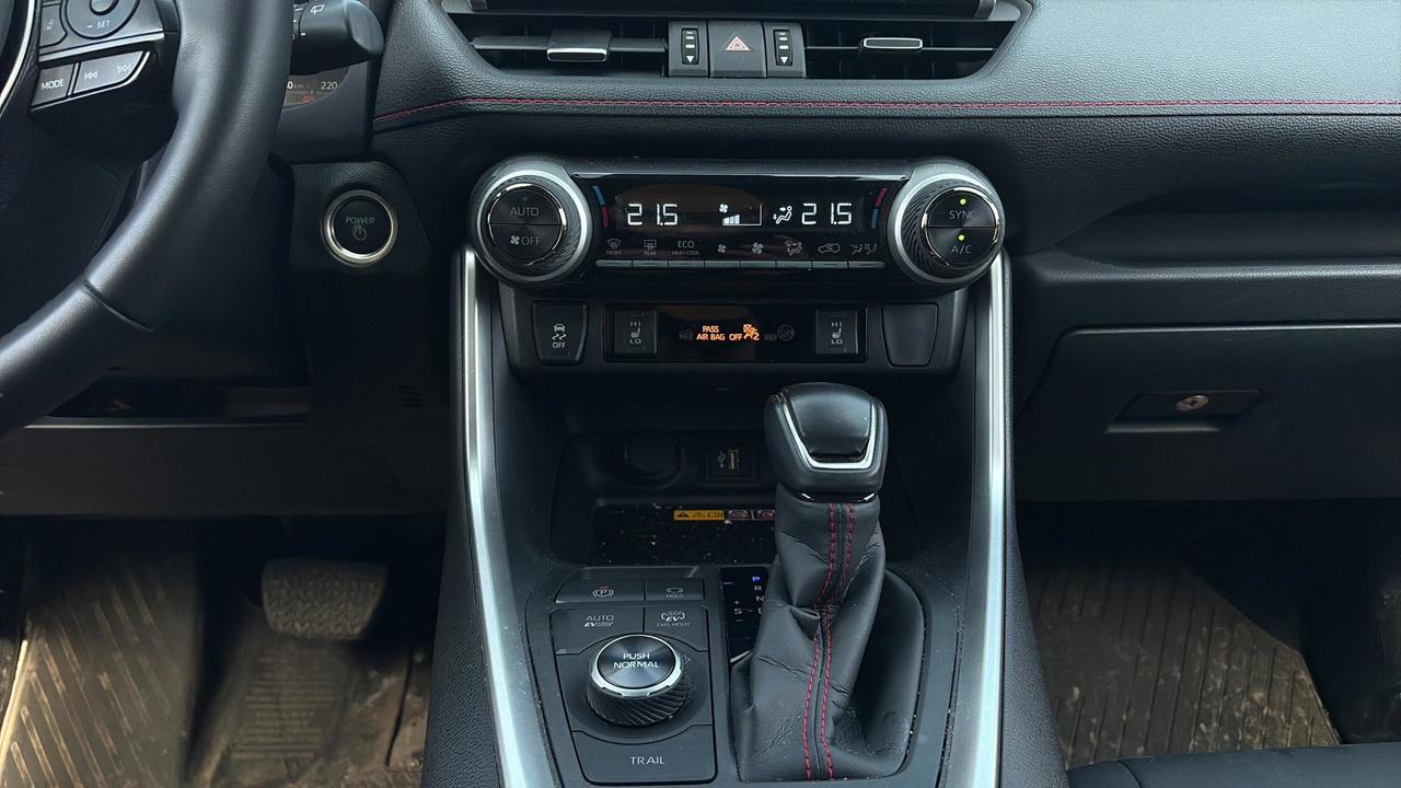 2025 Toyota RAV4 Plug-In Hybrid  Photo