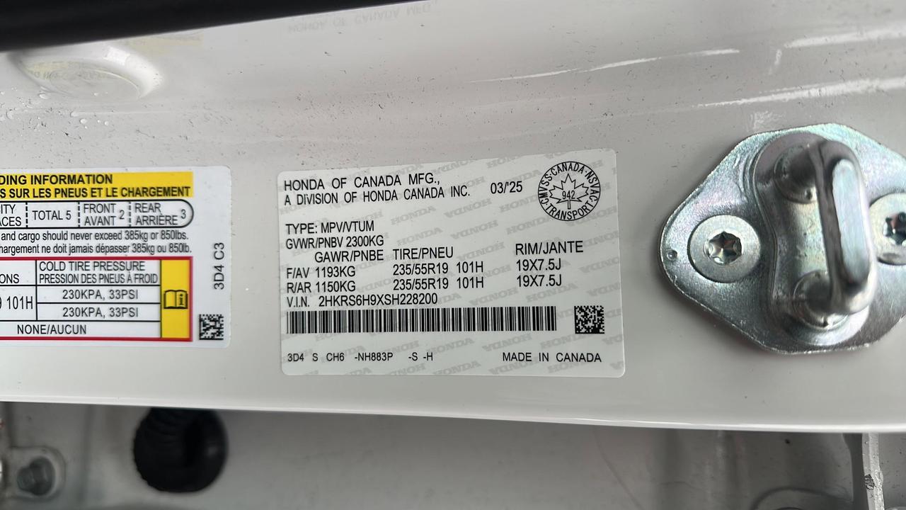 2025 Honda CR-V Hybrid Touring AWD Photo