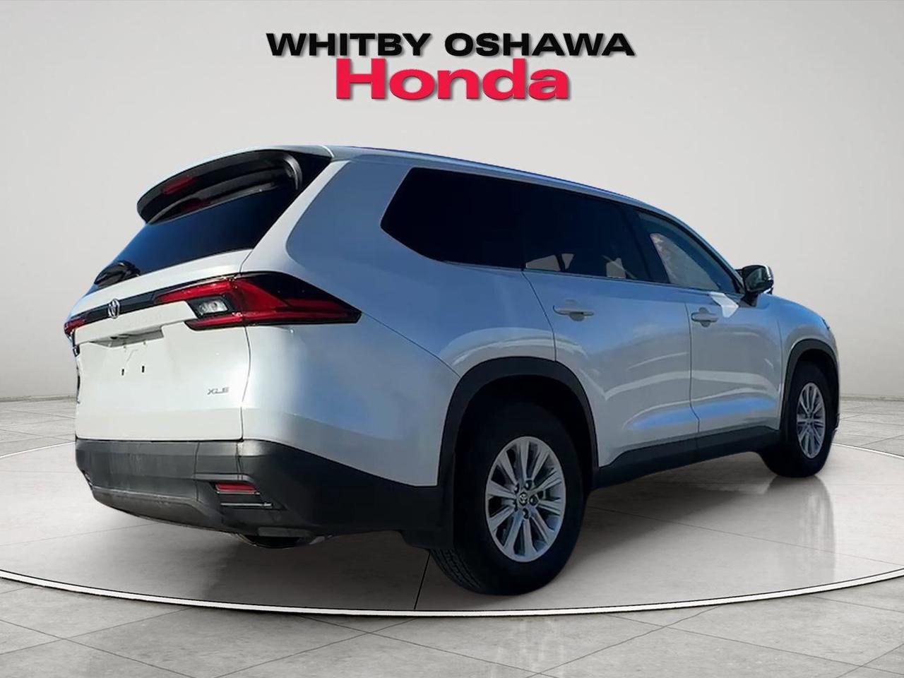 2025 Toyota Grand Highlander  Photo4