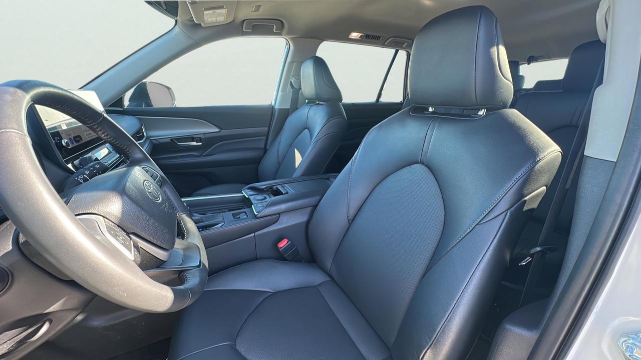 2025 Toyota Grand Highlander  Photo