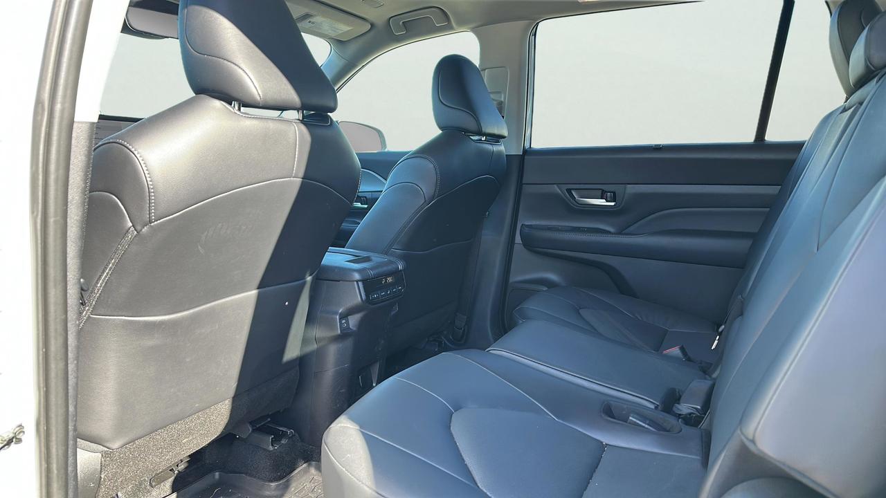 2025 Toyota Grand Highlander  Photo