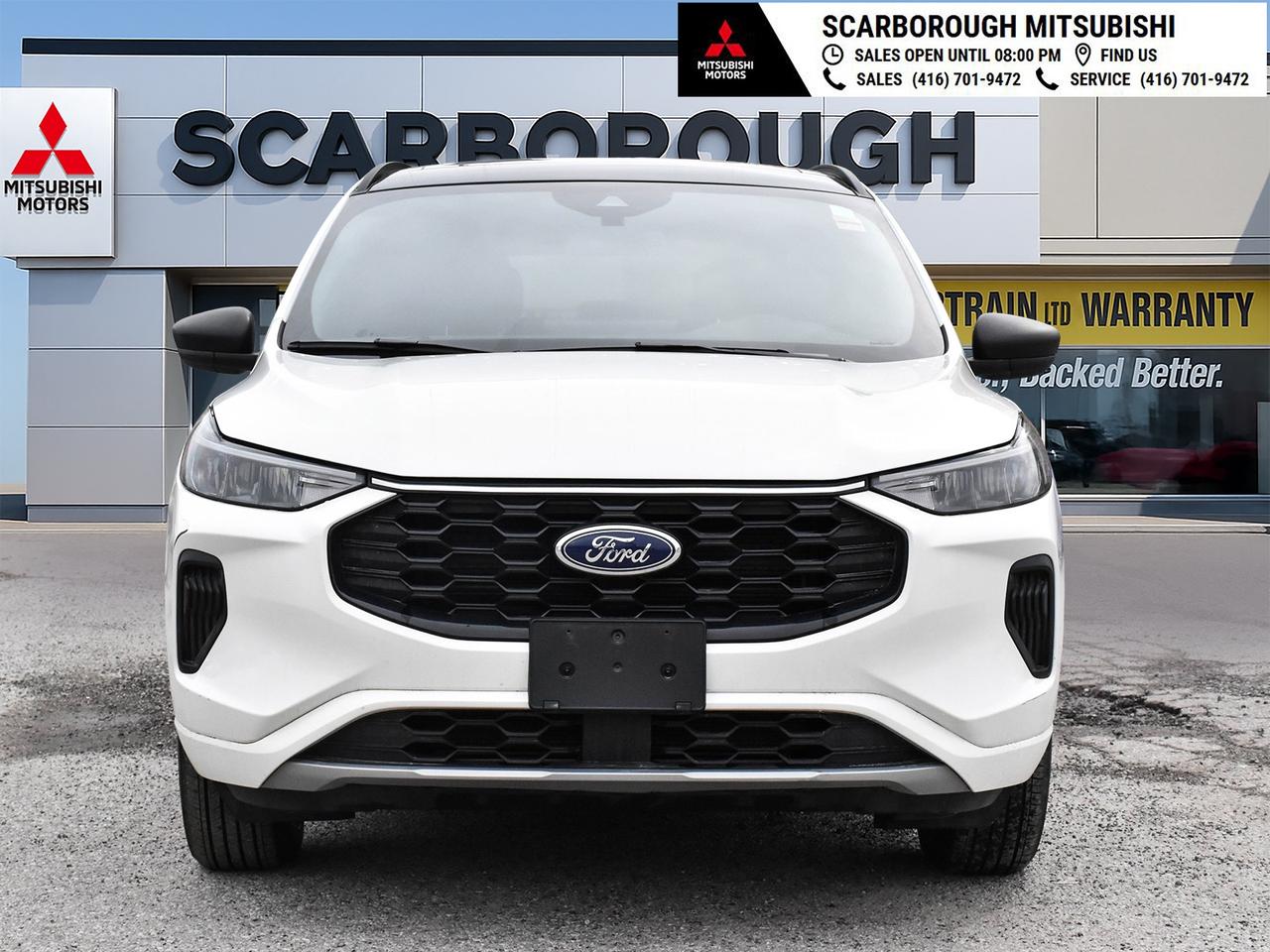 2024 Ford Escape Awd , heated front seats ,alloy rim ,rear camera . Photo