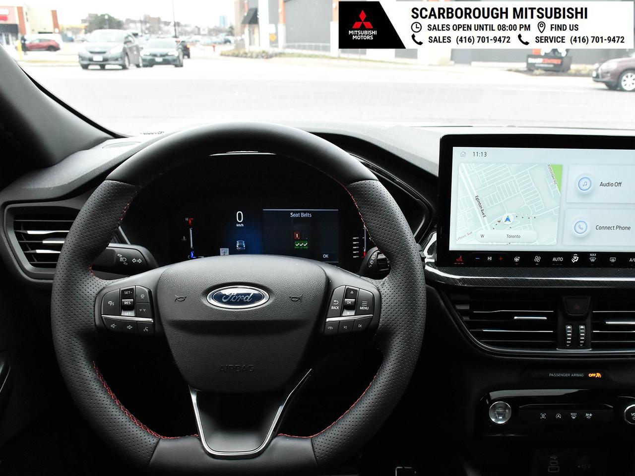 2024 Ford Escape Awd , heated front seats ,alloy rim ,rear camera . Photo